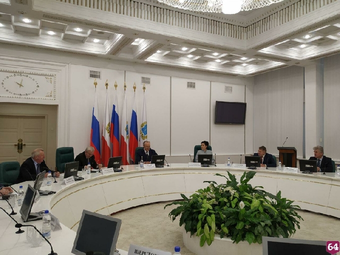 Радаев призвал не допустить дискриминации работников предпенсионного возраста 