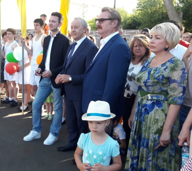 Открытие фестиваля в Балашове отметили карнавалом 