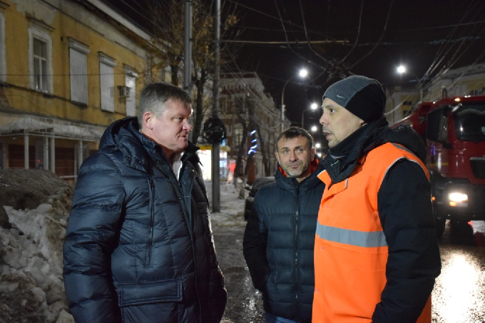 Исаев рассказал об эффективности ночной уборки снега в Саратове