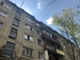 В Саратове частично разрушилась кровля 5-этажного дома