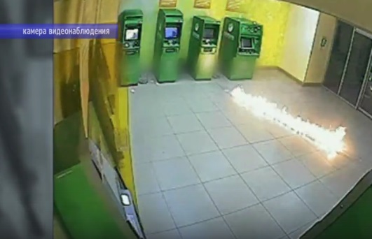Неудачливые воры пытались взорвать 6 банкоматов