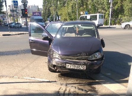 В столкновении легковушек на Большой Горной ранена девушка