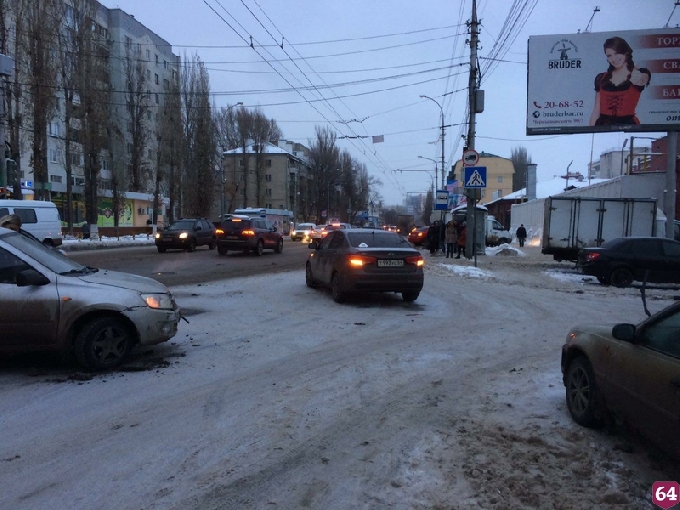 Автоледи на «Киа» врезалась в «Гранту» на Чернышевского