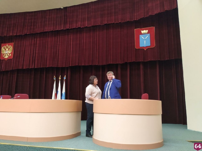 Глава Саратова пообещал решить проблему городского электротранспорта