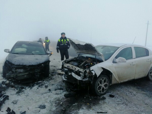 При столкновении в тумане ранены два человека