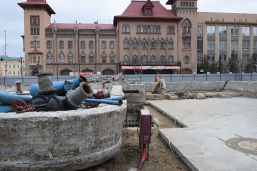 Реконструкцию фонтана «Мелодия» завершат к середине лета