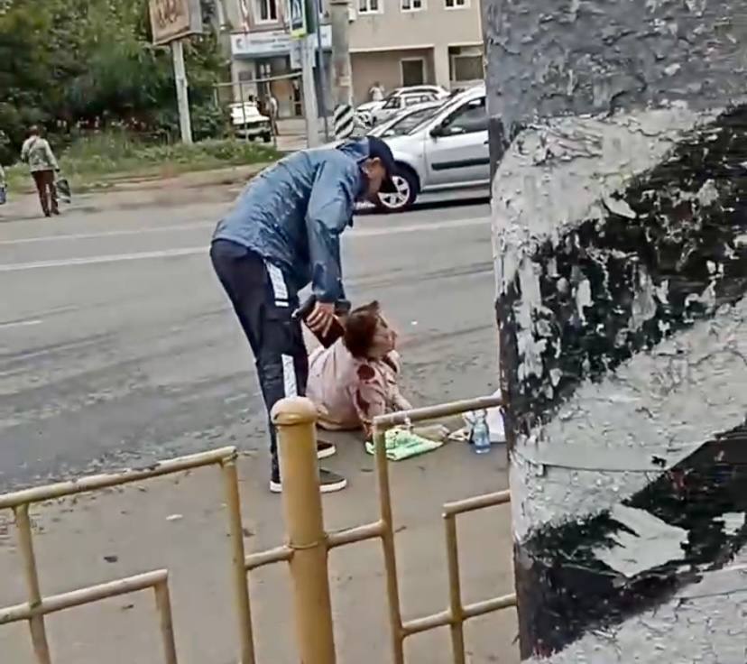 В Энгельсе маршрутка сбила 73-летнюю женщину