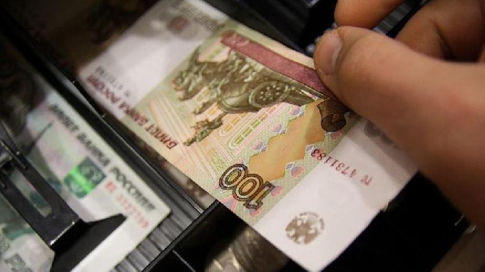 Покупатель не получил 100 рублей сдачи и пожаловался в полицию