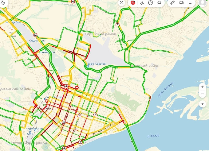 Саратов парализовали пятничные пробки 