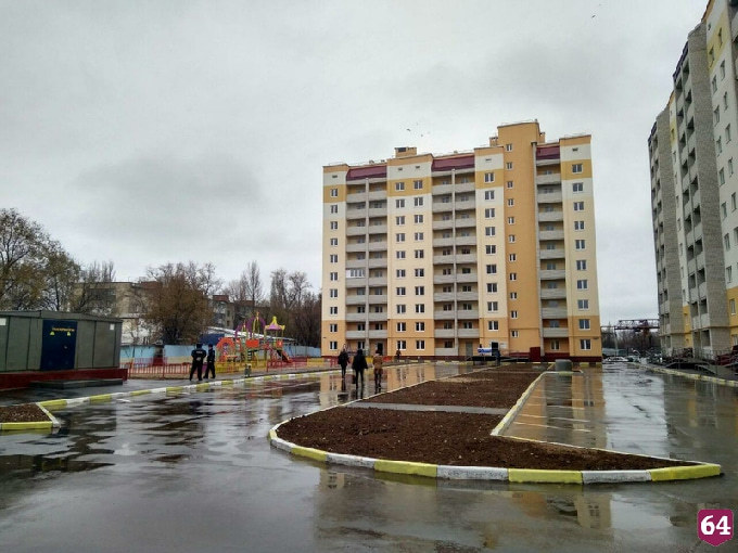Радаев считает образцовым новый район Энгельса с жильем для сирот 