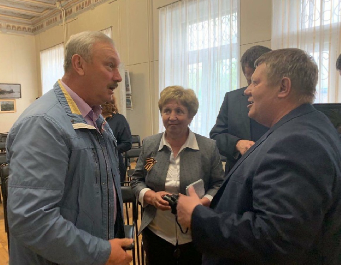 Панков призвал партию быть на связи с людьми лично и в соцсетях