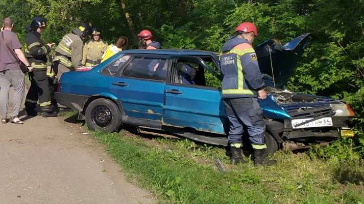 Две женщины покалечились в ДТП на окраине Саратова