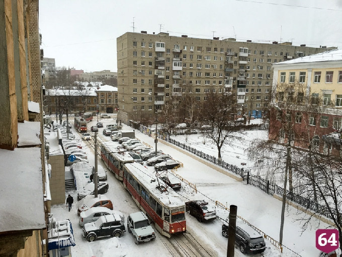 В Саратове на 4 трамвайных маршрутах остановилось движение 
