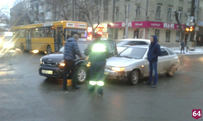 На Чапаева произошла вторая авария за утро