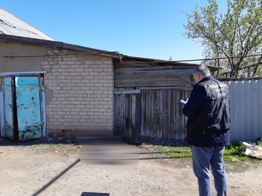 Под Саратовом на улице нашли труп мужчины со ссадинами головы