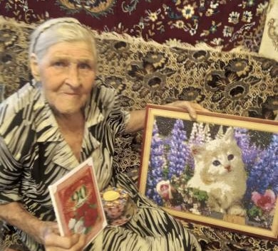 Саратовская швея отметила 90-летний юбилей 