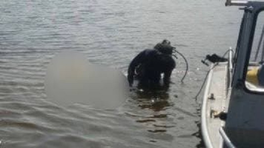 Под Саратовом водолазы вытащили из Волги тело утопленника