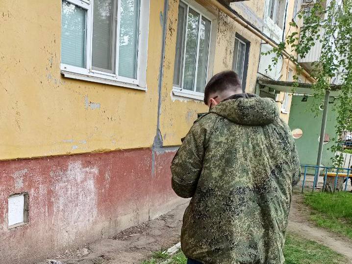 Мужчина ремонтировал балкон и разбился насмерть