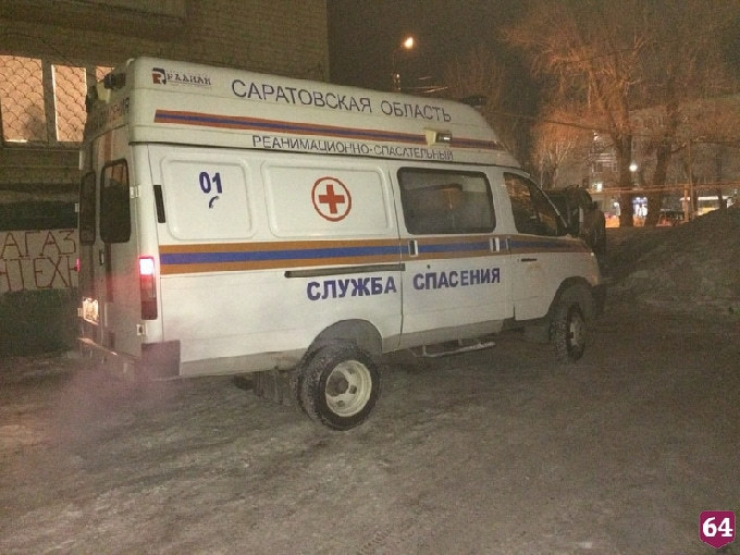В Саратове 2 человека отравились газом, сосед погиб 