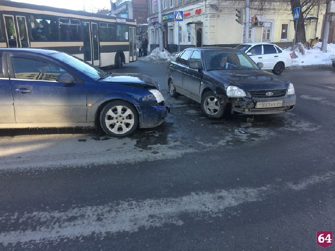 Улица Чапаева заблокирована из-за ДТП 