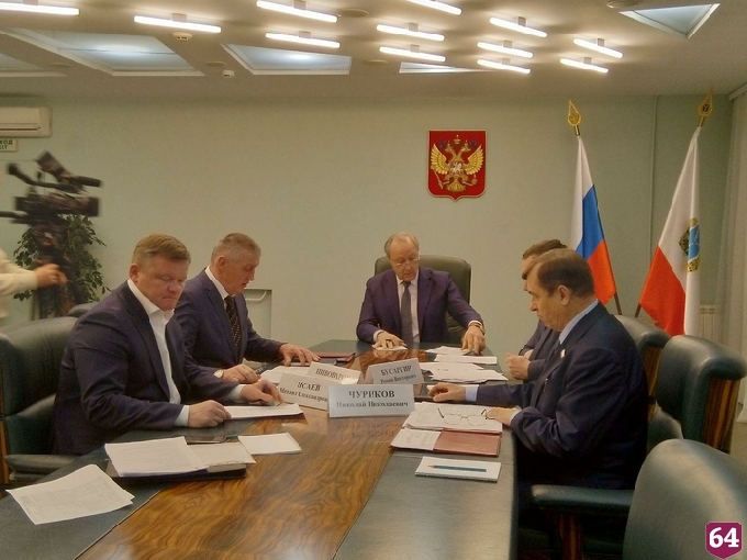 Саратовский губернатор призвал чиновников готовиться к худшему 