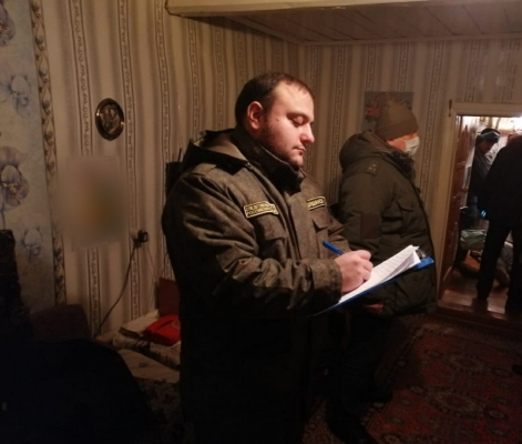 Под Саратовом женщина с приятелем жестоко расправилась с родственницей