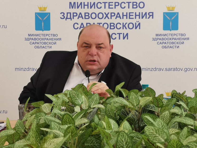 В саратовских больницах планируют сократить административный персонал