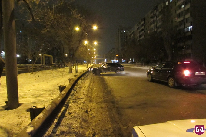 В Саратове автоледи на иномарке спровоцировала ДТП