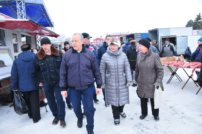 Саратовцы поблагодарили губернатора за ярмарку на Театральной площади