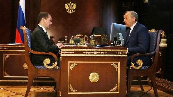 Радаев обратился к Медведеву с просьбой поддержать строительство крупной развязки