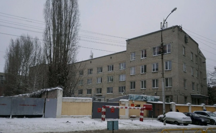 Саратовские активисты помогают лечащим бойцов СВО госпиталям