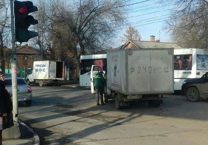 В Саратове еще одна «Газель» задавила пешехода