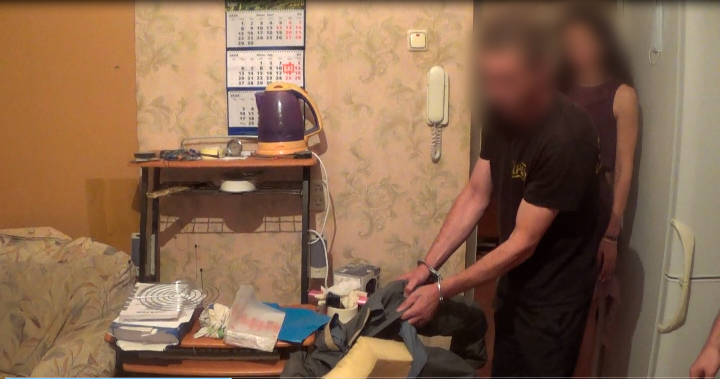  В саратовской коммуналке мужчину убили из-за газовых конфорок