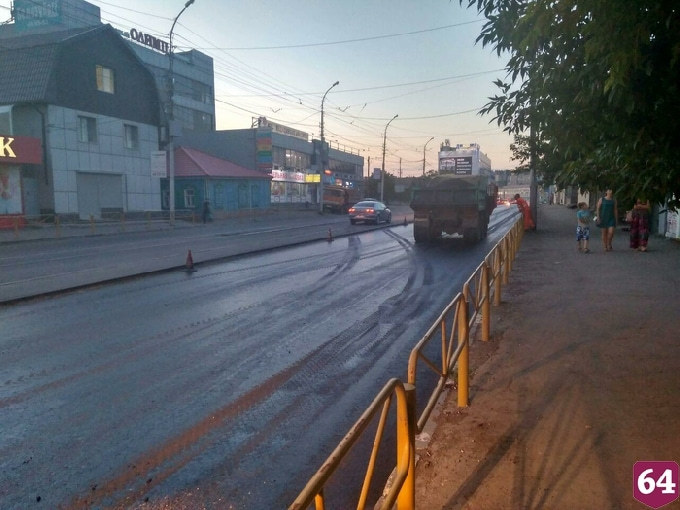 В Саратове завершили ремонт 60% запланированных на год дорог 