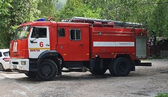 Мужчина порезался на пожаре в дачном поселке