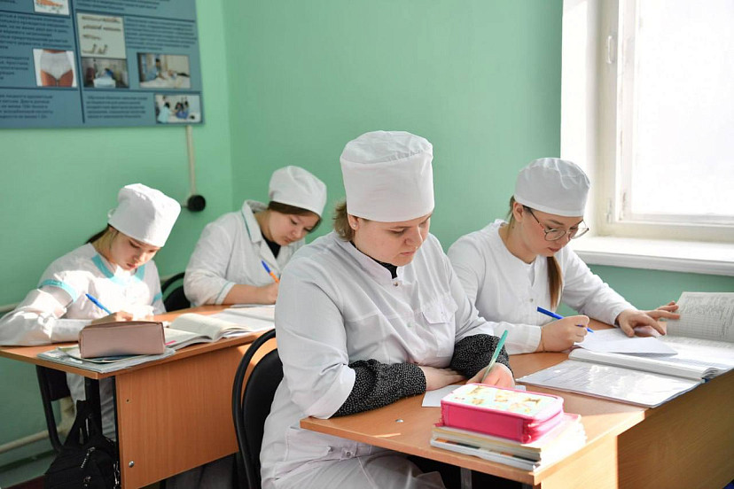 Названы самые популярные направления в вузах Саратовской области