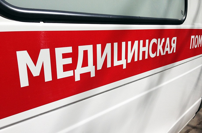 В Саратове пенсионерке переломали ребра за плохой присмотр за ребенком