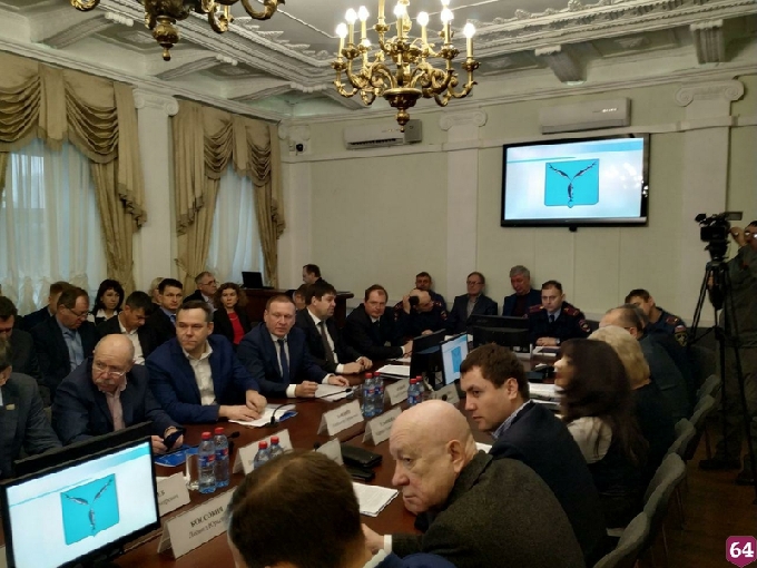 Болтухин пообещал жителям Саратова продолжение снегопадов