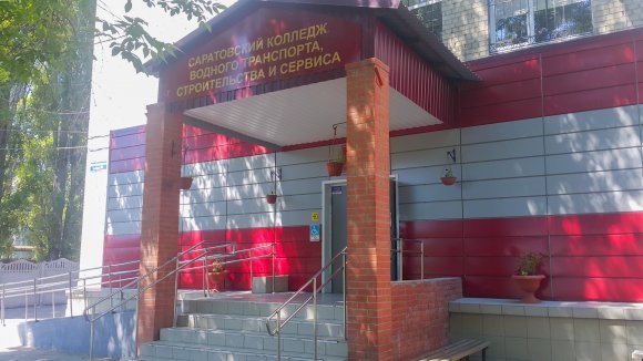 Сотрудница колледжа водного транспорта попалась на взятках от студентов