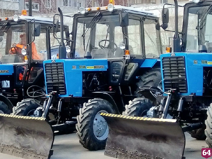 В Саратове появилась техника для мытья дорог 