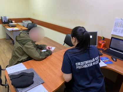 Саратовец насмерть забил жену на пороге квартиры за желание выпить