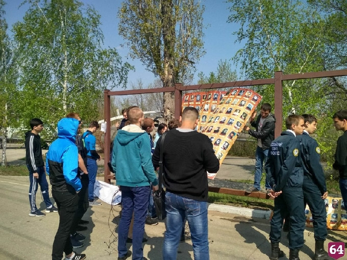 В Саратове ко Дню Победы обновили «Стену памяти»