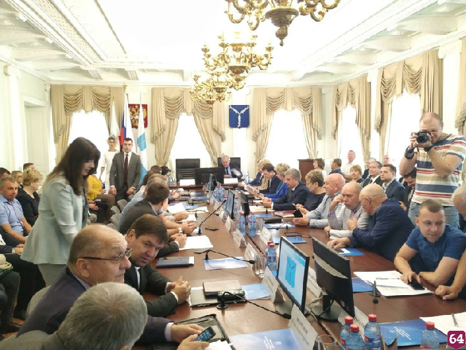  В Саратове не смогли сдать ЕГЭ 22 выпускника 