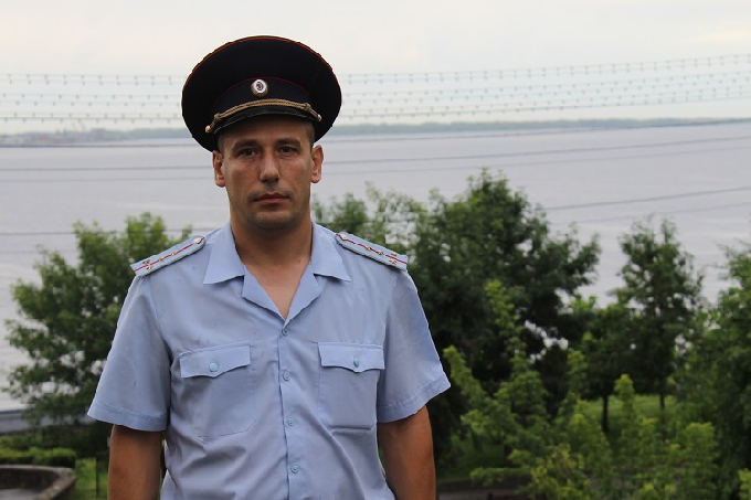Офицер Росгвардии спас тонувшую на глазах у детей в Волге женщину