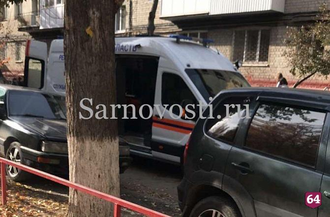 В Саратове задержана выбросившая из окна дочерей женщина