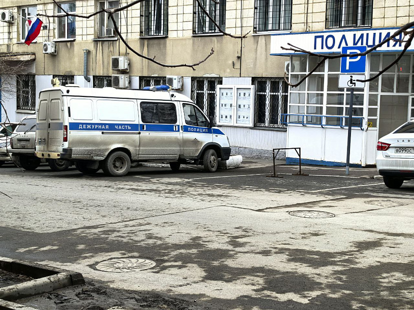Саратовец с сожительницей поверили «силовикам» и потеряли 1,6 миллиона рублей