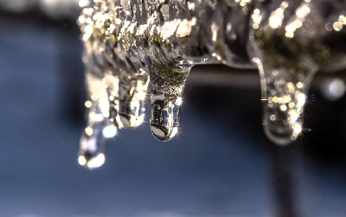 В Саратове будут судить обвиняемую в смерти прохожей от глыбы льда