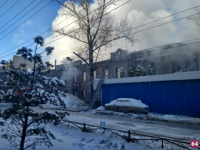 Среди потерпевших от пожара на Аткарской оказался инвалид-колясочник