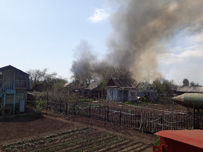Пожар уничтожил 28 дачных домиков