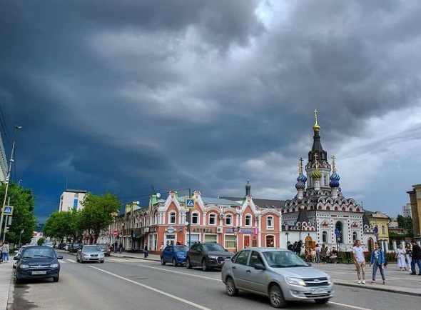 МЧС предупредило саратовцев о грозах и сильном ветре